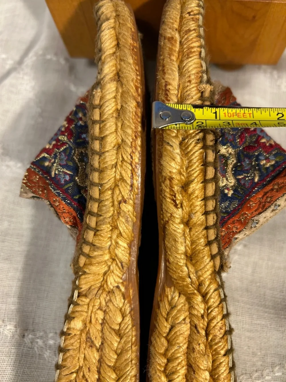 Andre Assous almost NEW summer espadrille slide in platform sandal made in Spain